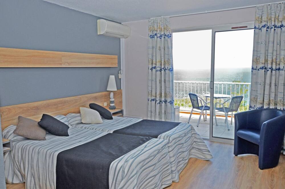 Photo of Bedroom in Banyuls-sur-Mer