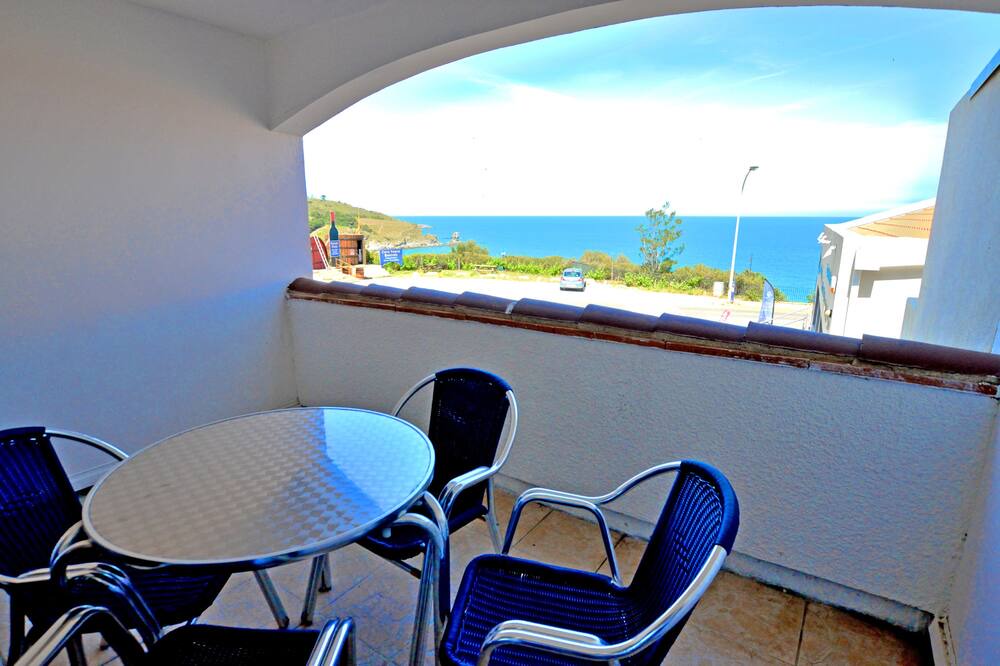 Photo of Bedroom in Banyuls-sur-Mer