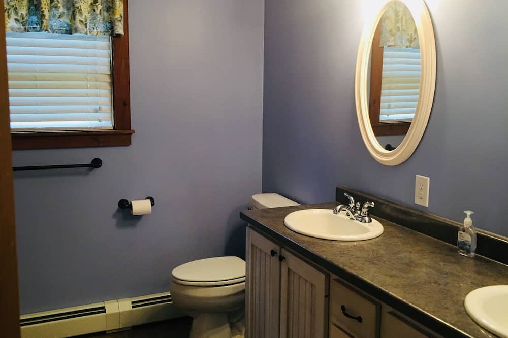Photo of Bathroom in North Haverhill