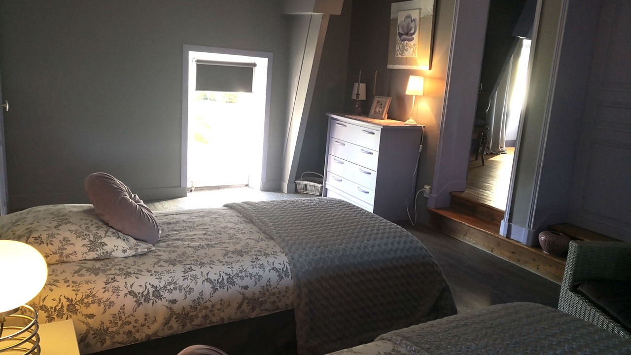 Photo of Others in Cresserons