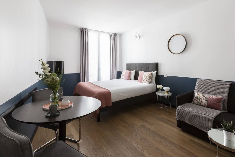 Photo of Bedroom in Saint-Helier
