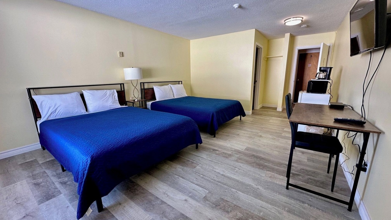 Photo of Bedroom in Spanish