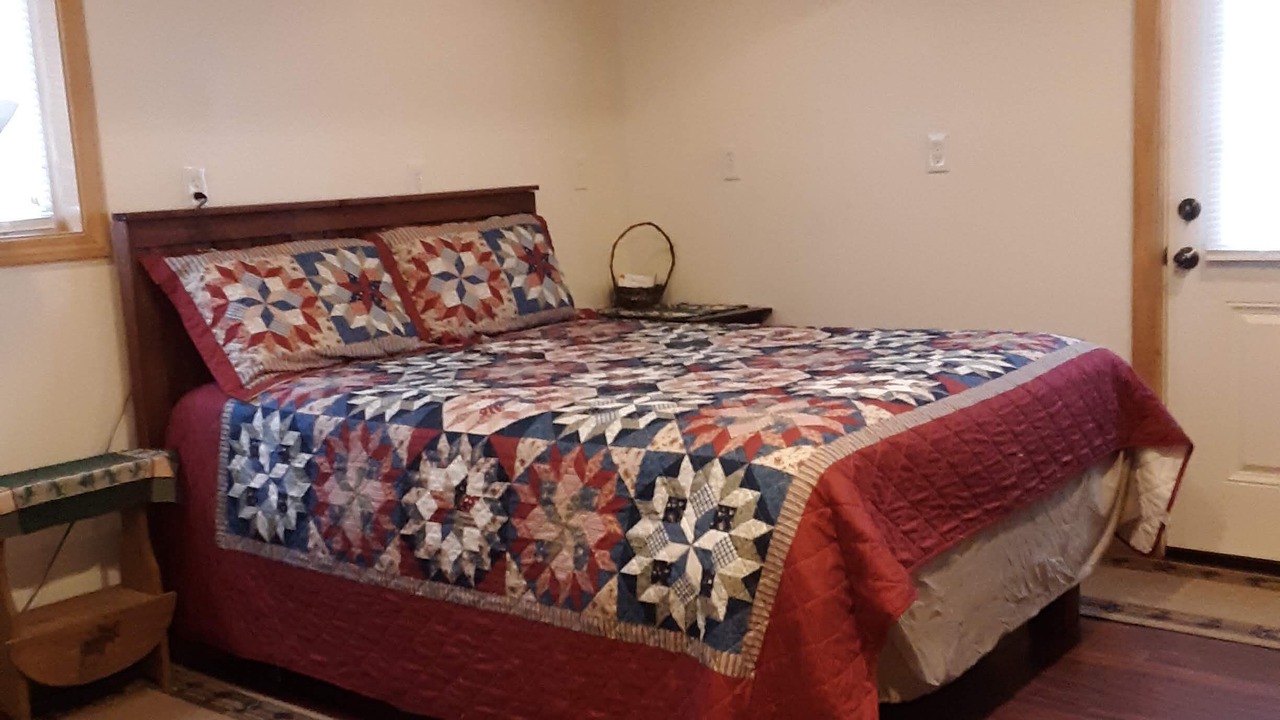 Photo of Bedroom in Rumford Center