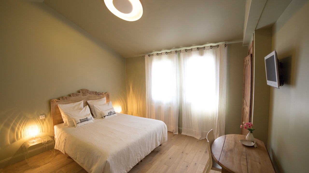 Photo of Bedroom in Biarritz City Centre