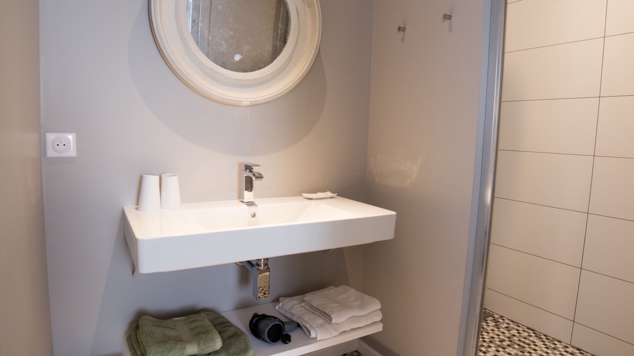 Photo of Bathroom in Biarritz City Centre