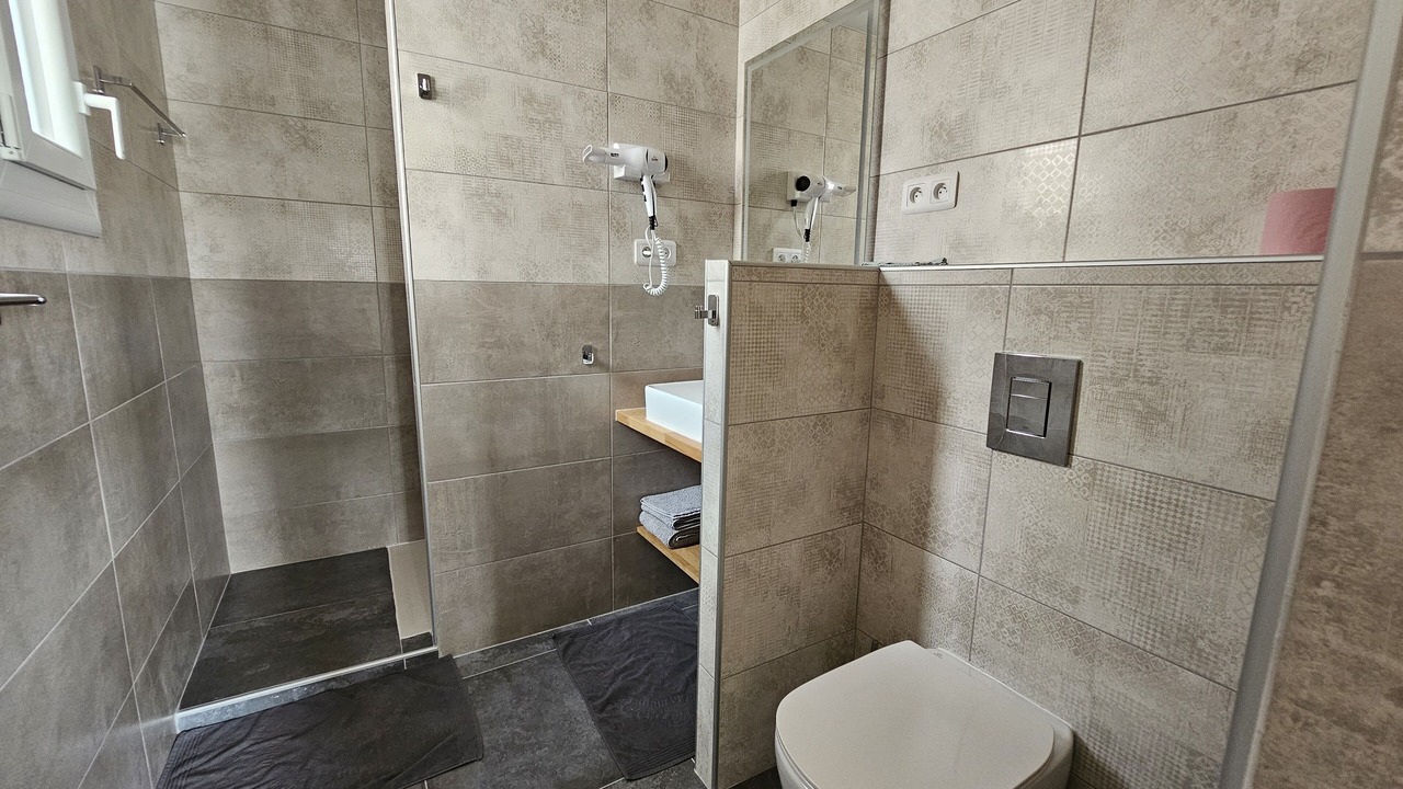 Photo of Bathroom in Sigean