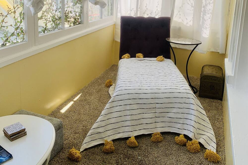 Photo of Bedroom in West Hollywood