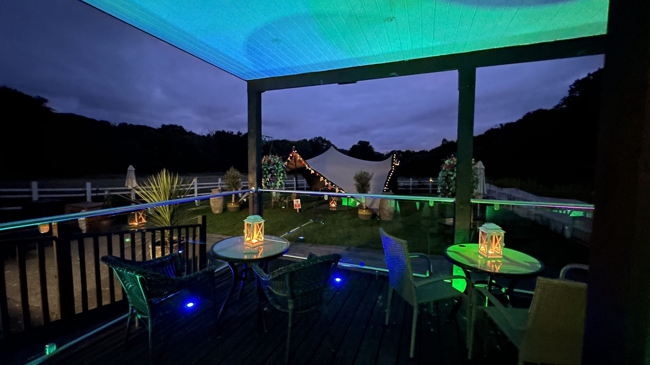 Photo of Patio Balcony in Margam