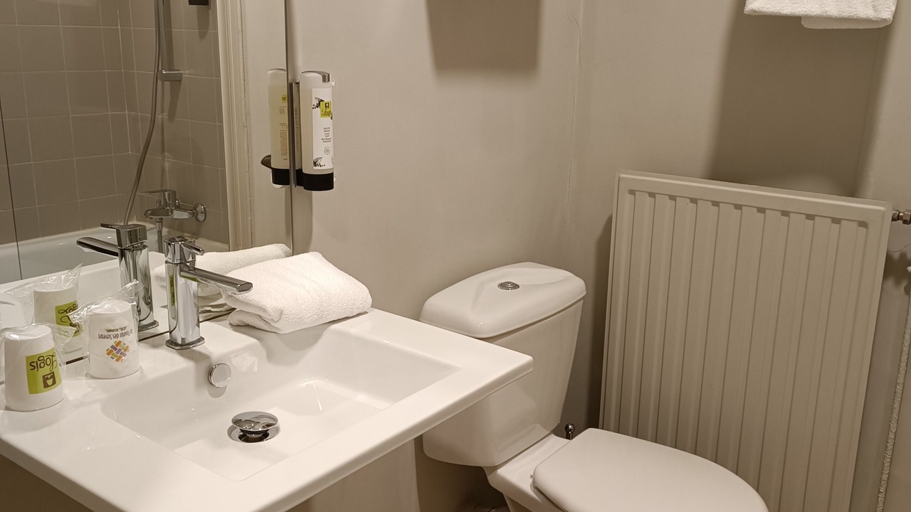 Photo of Bathroom in Panissieres