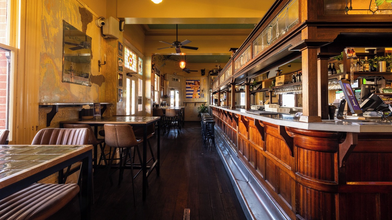 Photo of Others in Mile End