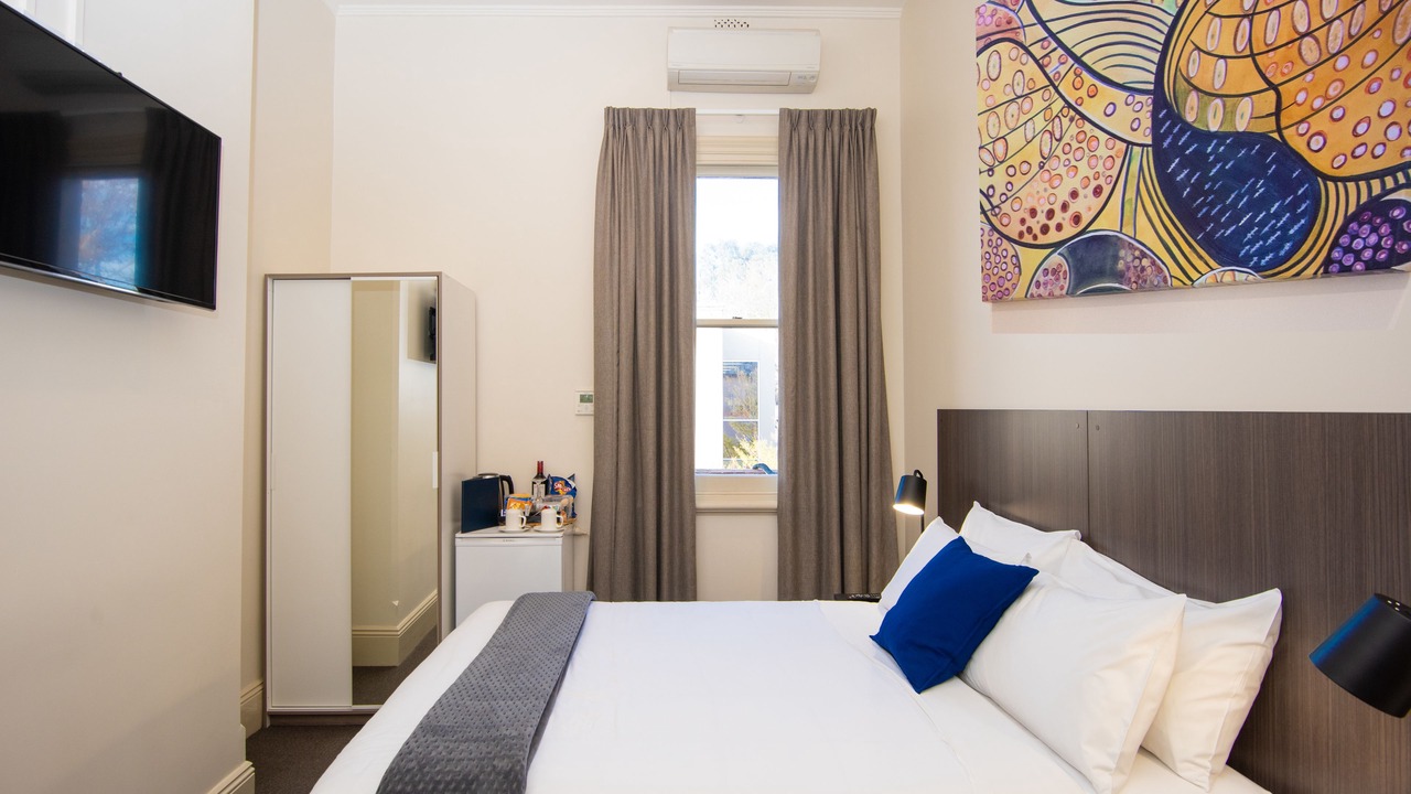 Photo of Bedroom in Mile End