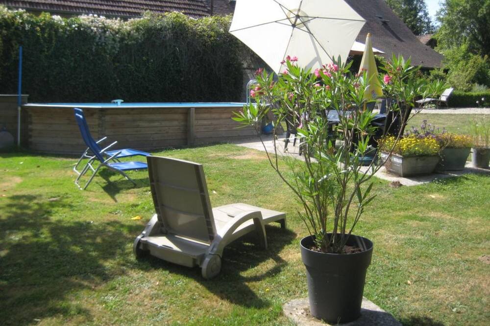 Photo of Outdoor in Verneix
