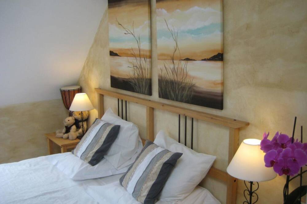 Photo of Bedroom in Verneix