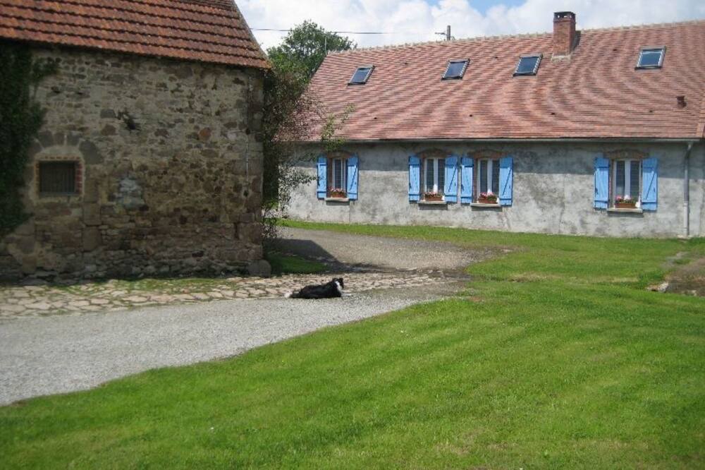 Photo of Outdoor in Verneix