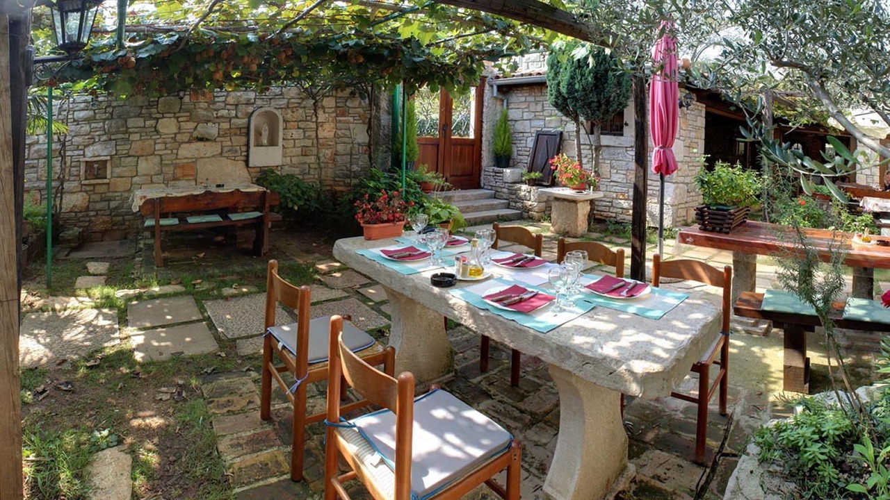 Photo of Outdoor in Bratulici
