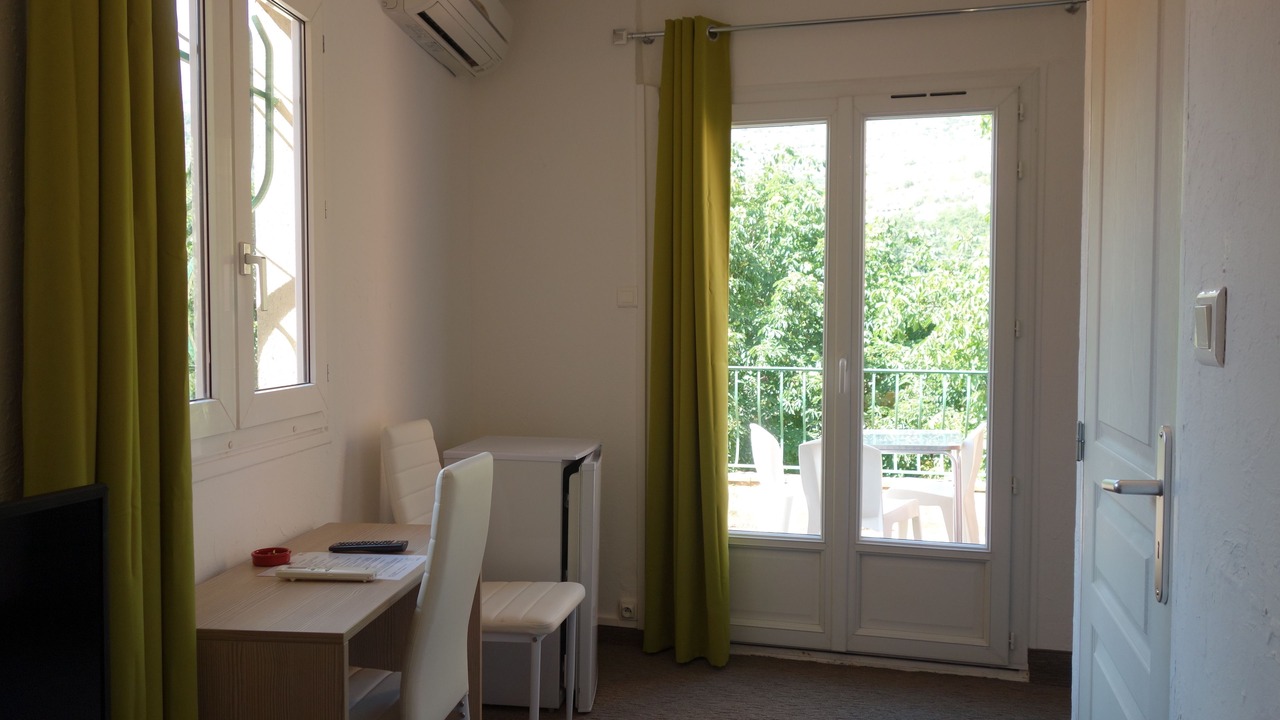 Photo of Bedroom in Saint-Vallier-de-Thiey