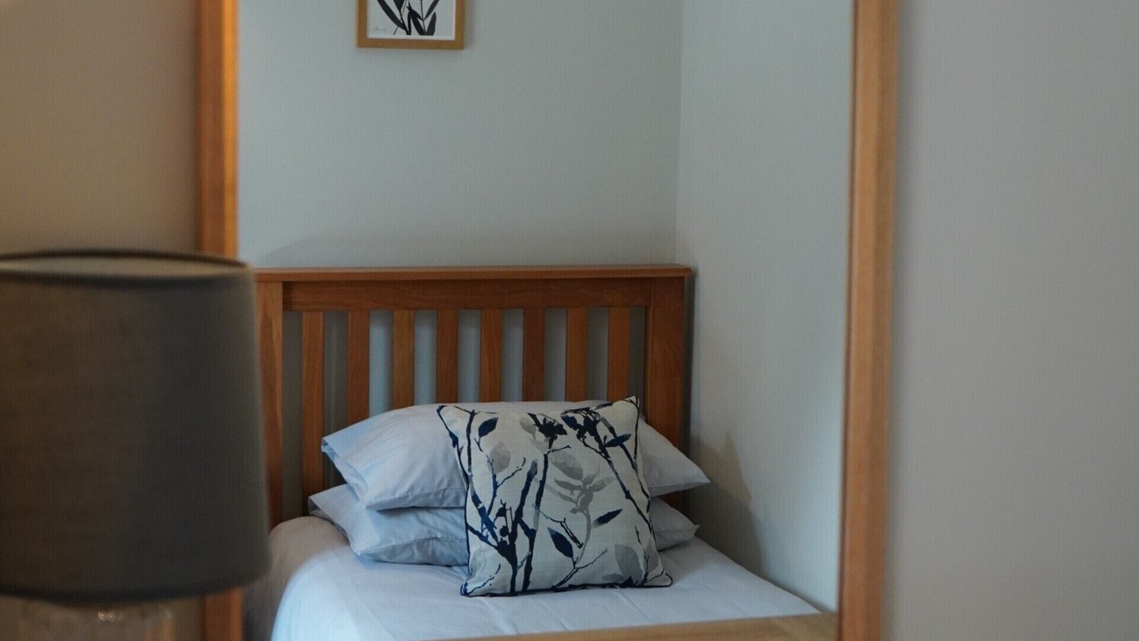 Photo of Others in Hook