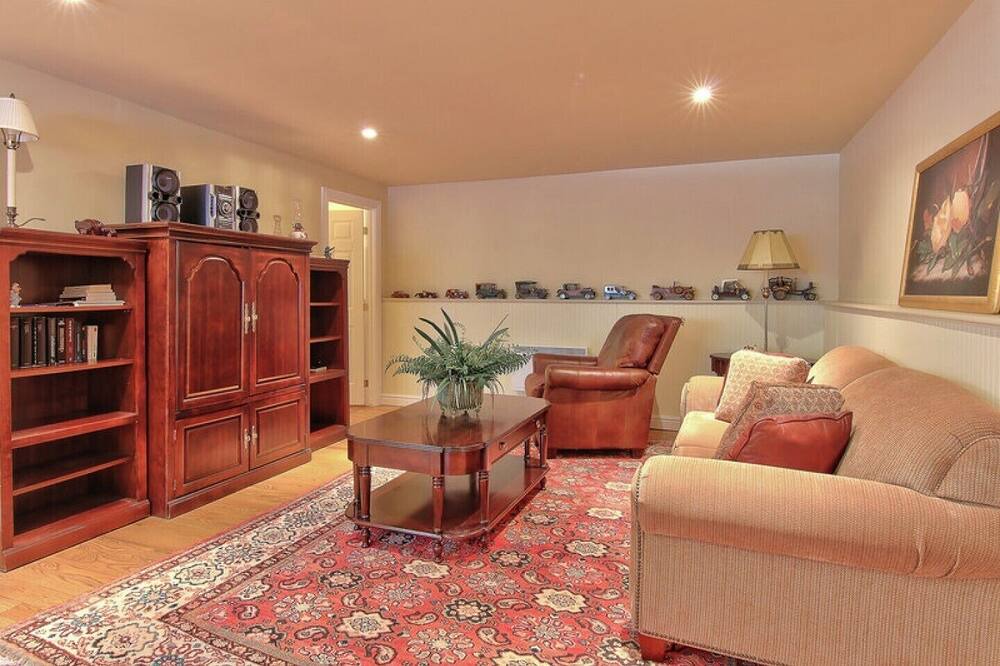 Photo of Livingroom in Saint-Faustin-Lac-Carre