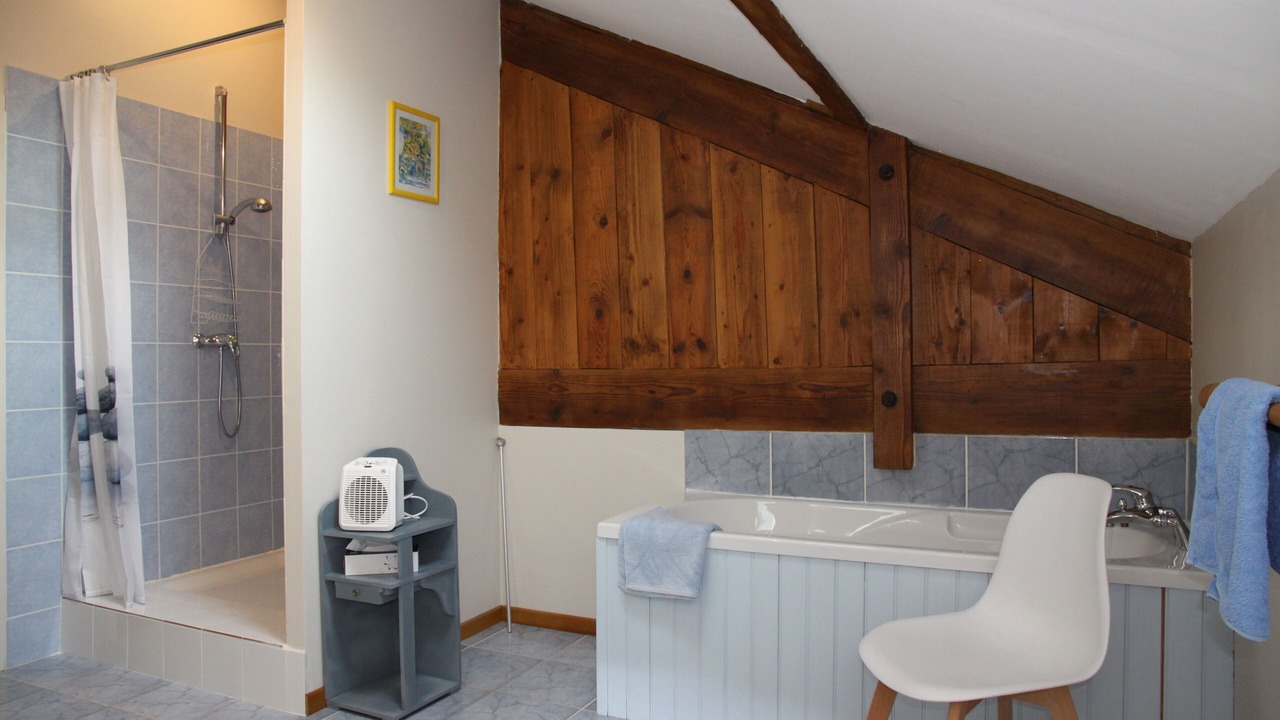 Photo of Bathroom in Laparrouquial