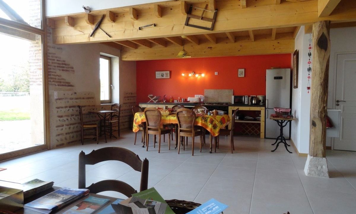 Photo of Others in Saint-Trivier-sur-Moignans