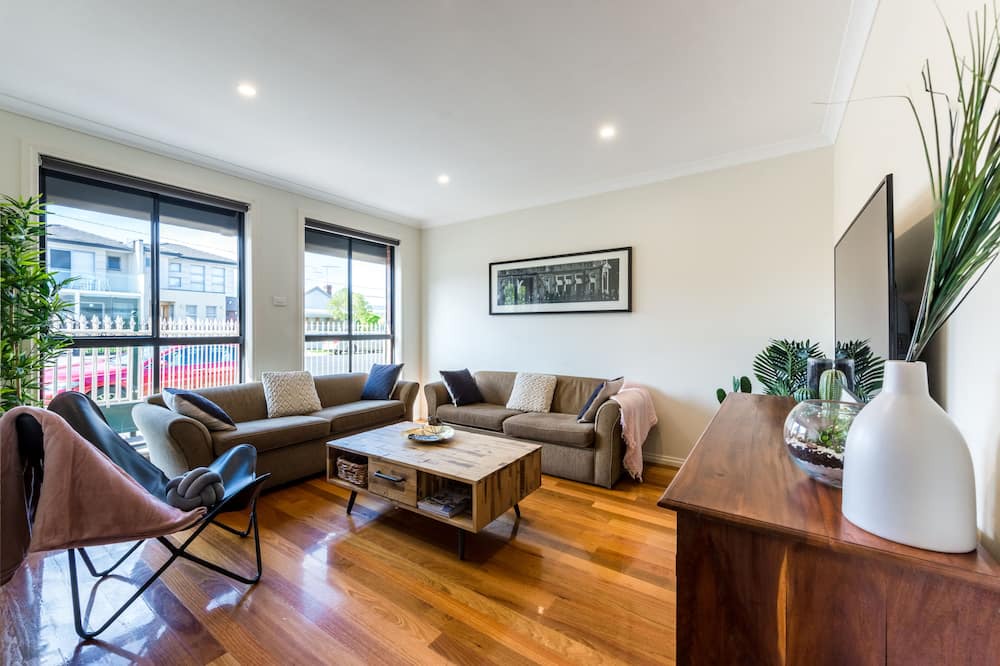 Photo of Livingroom in Footscray