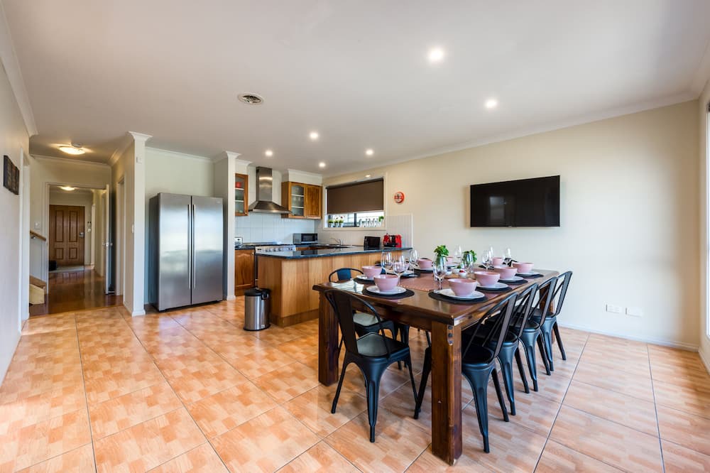 Photo of Livingroom in Footscray