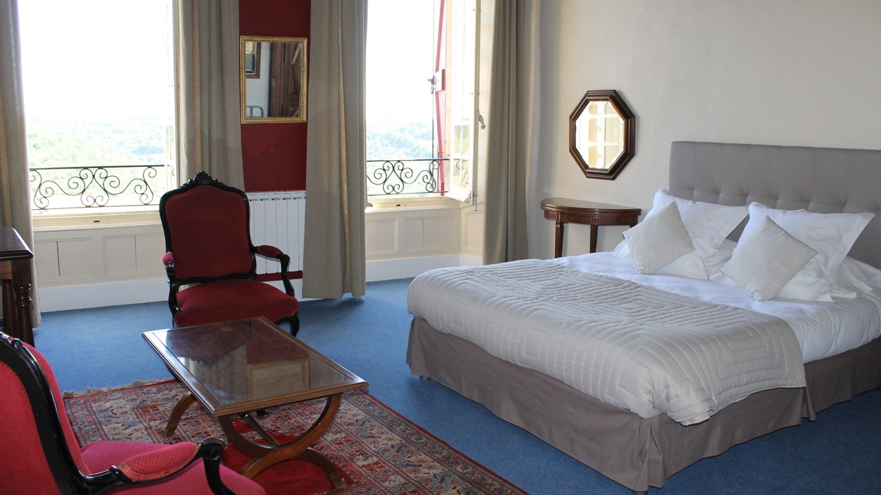 Photo of Bedroom in Cordes-sur-Ciel