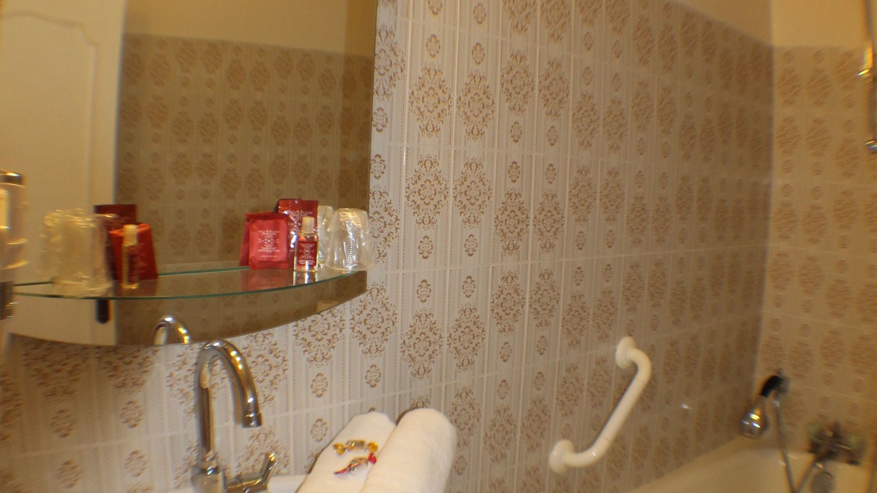 Photo of Bathroom in Cordes-sur-Ciel