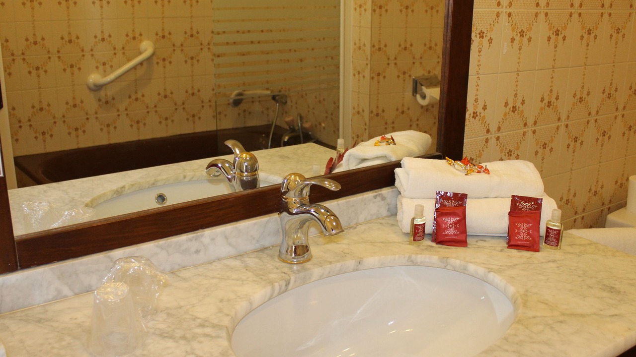 Photo of Bathroom in Cordes-sur-Ciel