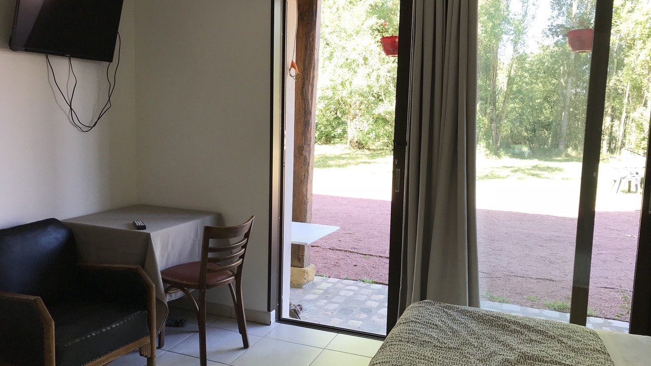 Photo of Bedroom in Commelle-Vernay