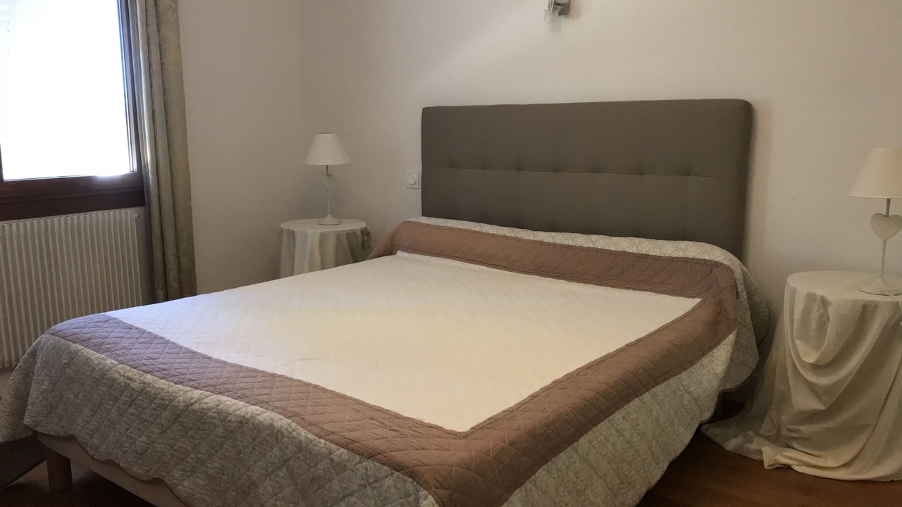 Photo of Bedroom in Commelle-Vernay