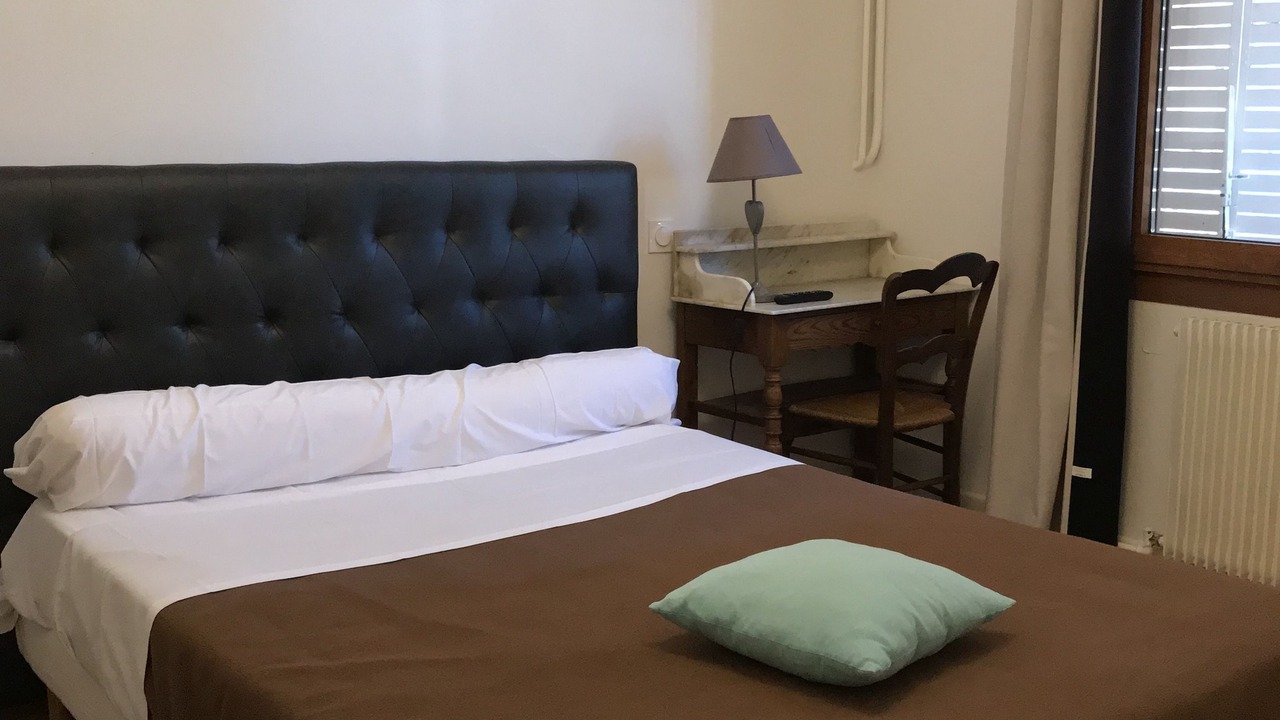 Photo of Bedroom in Commelle-Vernay