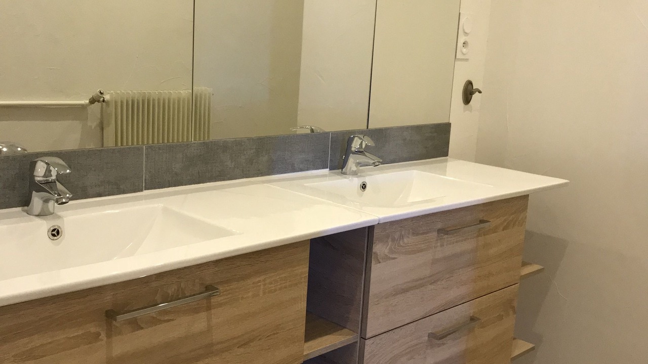 Photo of Bathroom in Commelle-Vernay