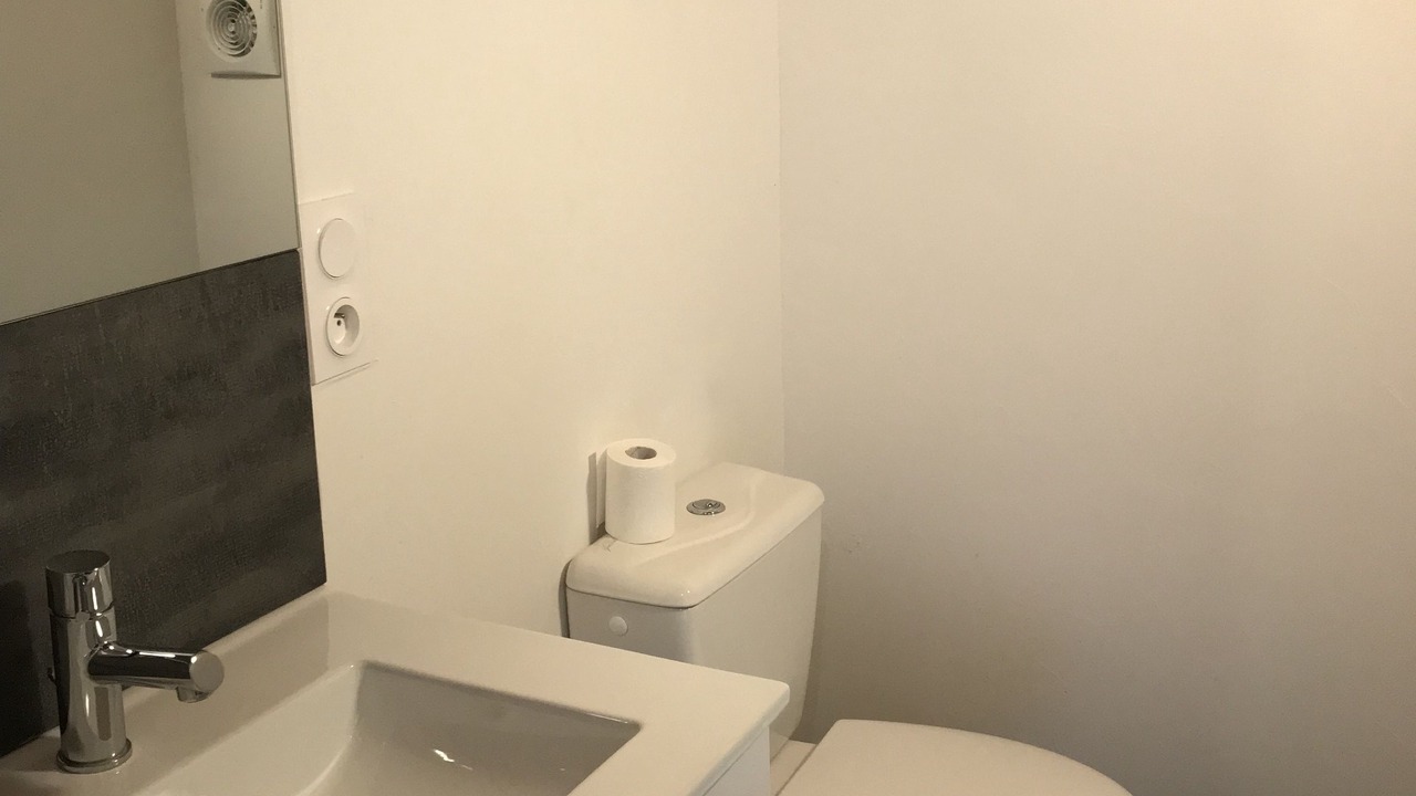 Photo of Bathroom in Commelle-Vernay