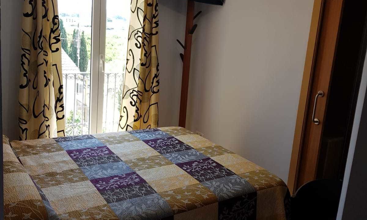 Photo of Bedroom in Mora la Nova