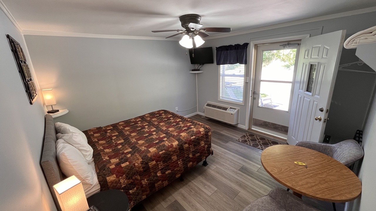 Photo of Kitchen in Honor