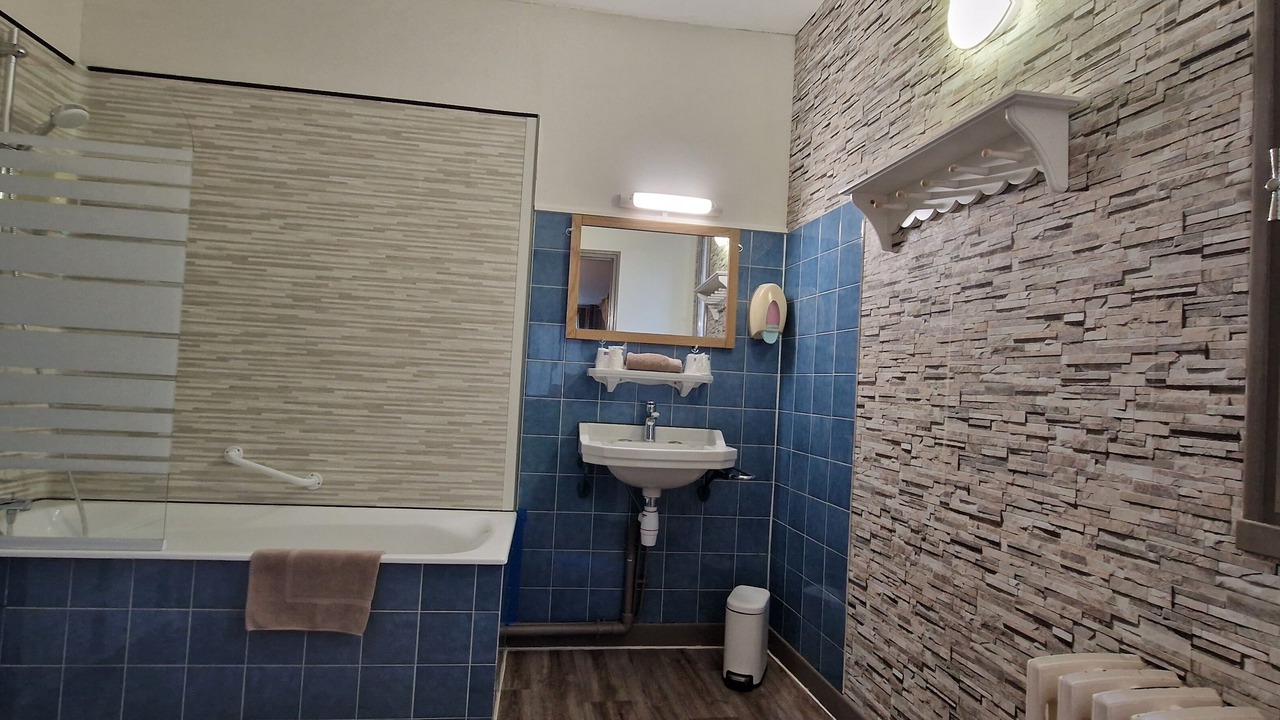 Photo of Bathroom in Figeac