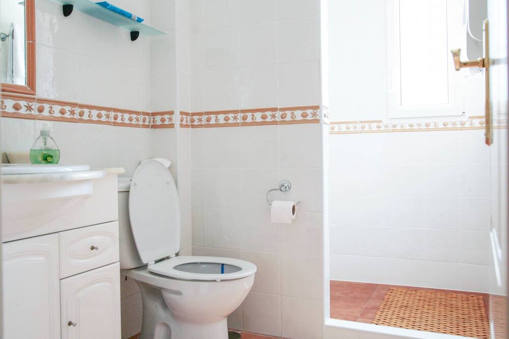 Photo of Bathroom in San Miguel de Salinas