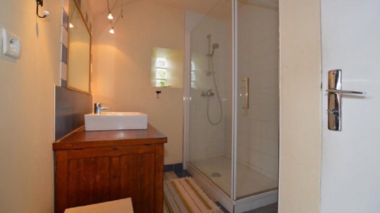 Photo of Bathroom in Noyal-Chatillon-sur-Seiche