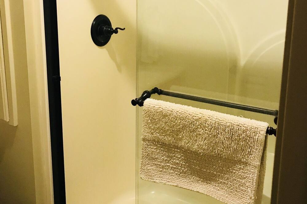Photo of Bathroom in Boswell