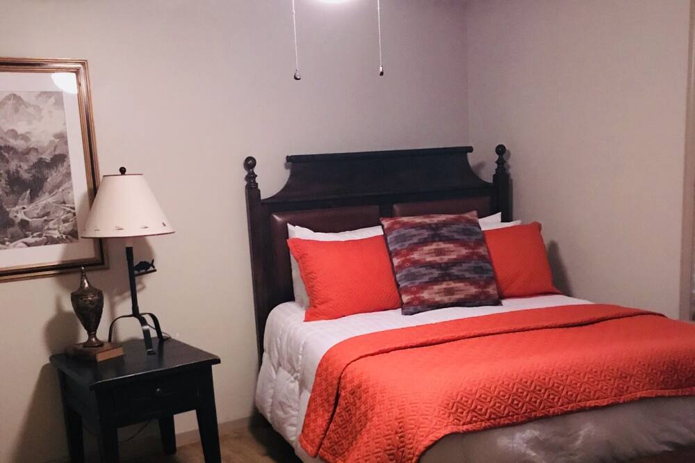 Photo of Bedroom in Boswell