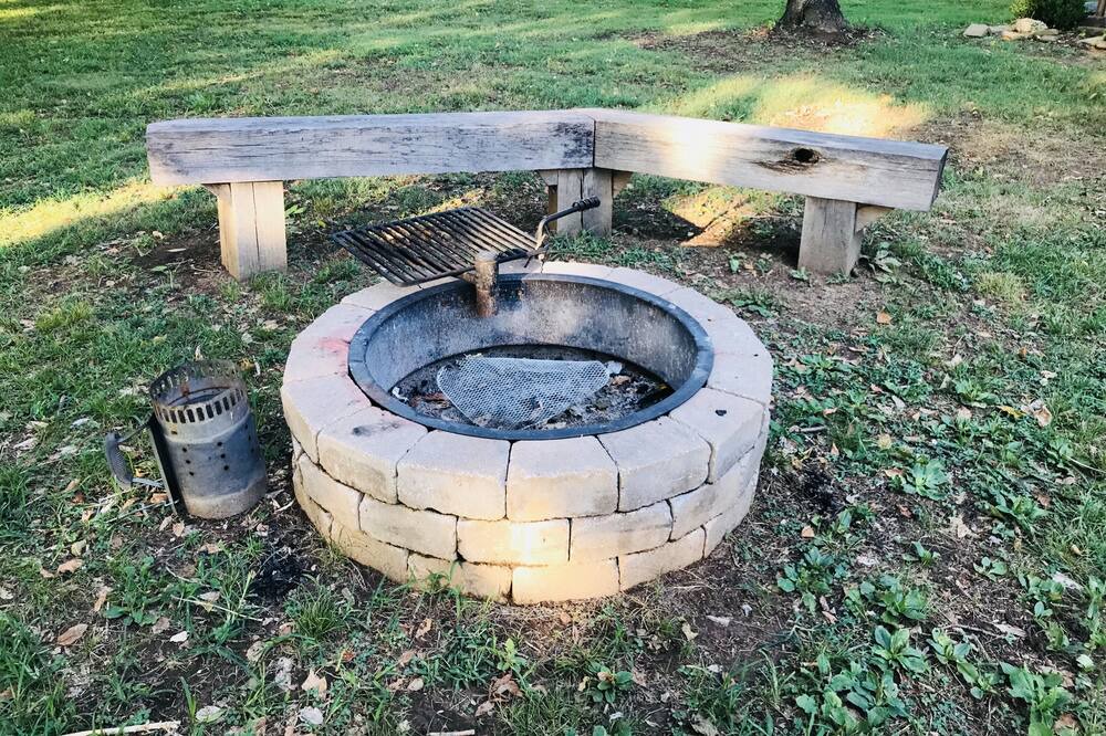 Photo of Outdoor in Boswell