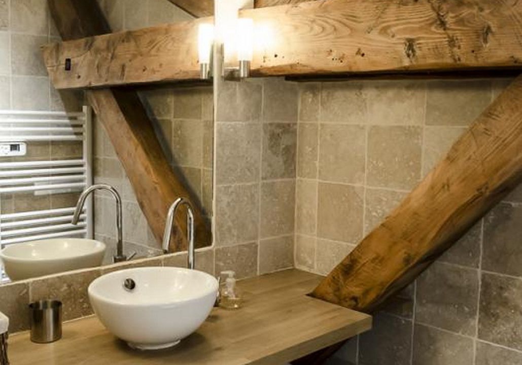 Photo of Bathroom in Villieu-Loyes-Mollon