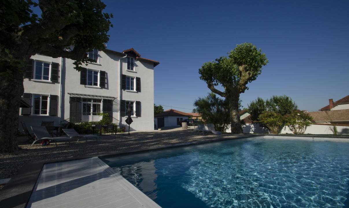 Photo of Outdoor in Villieu-Loyes-Mollon