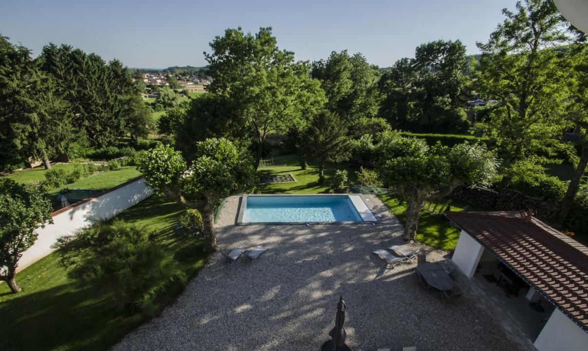 Photo of Outdoor in Villieu-Loyes-Mollon