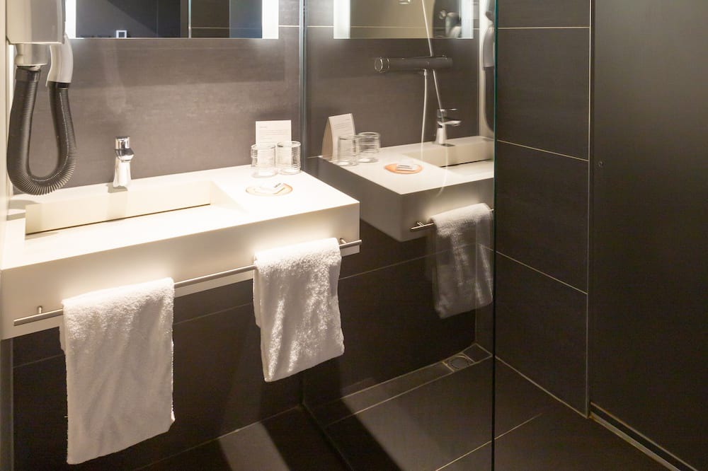 Photo of Bathroom in Laxou
