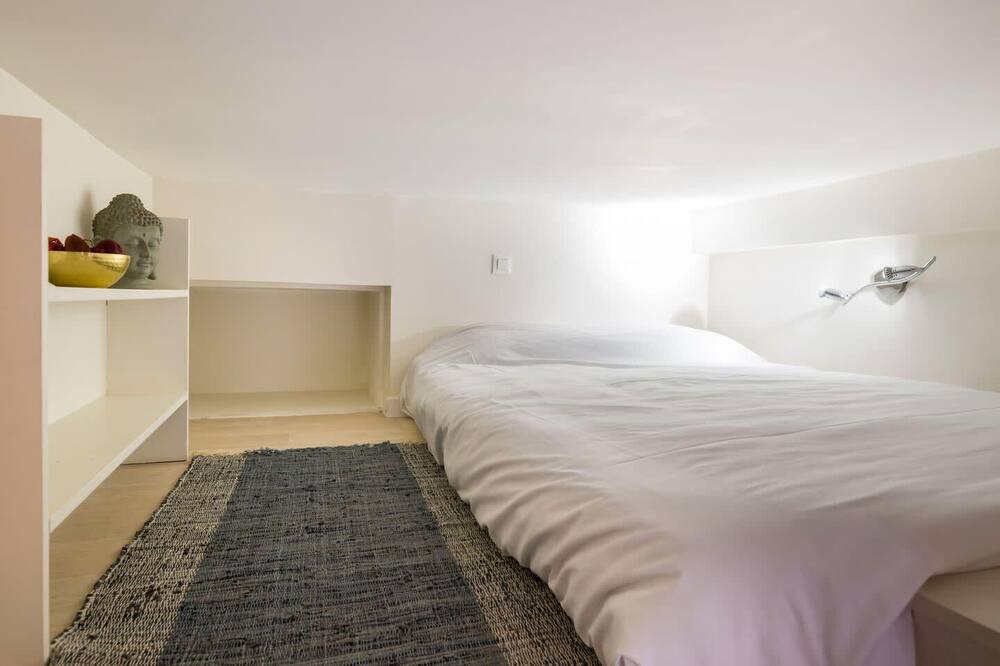 Photo of Bedroom in La Guillotiere