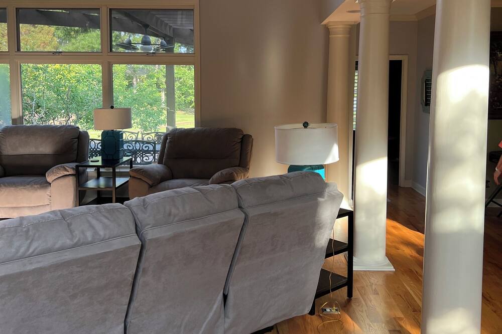 Photo of Livingroom in Counce