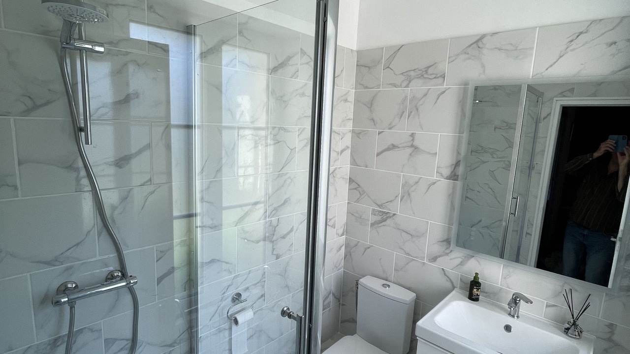 Photo of Bathroom in Pas-de-Jeu