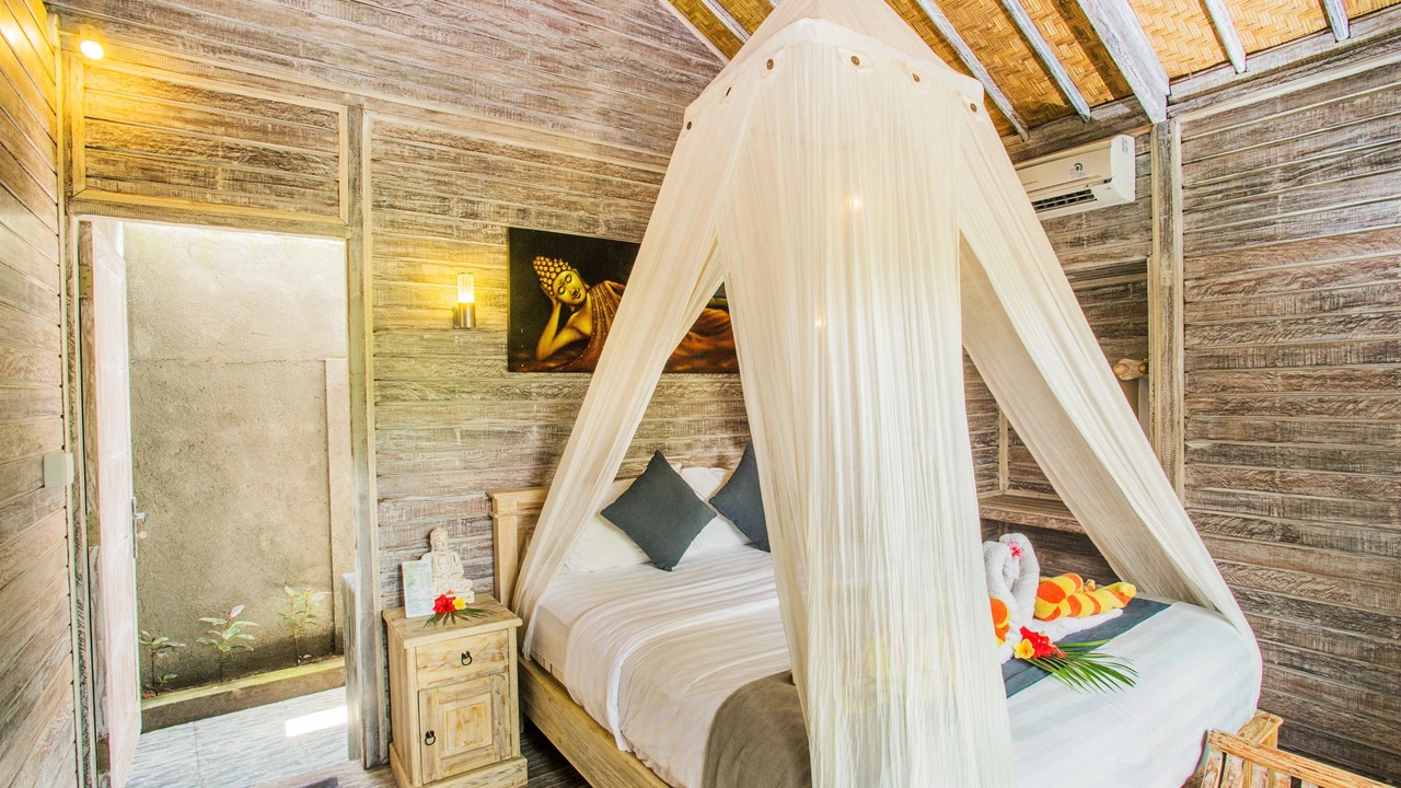 Photo of Bedroom in Mushroom Bay